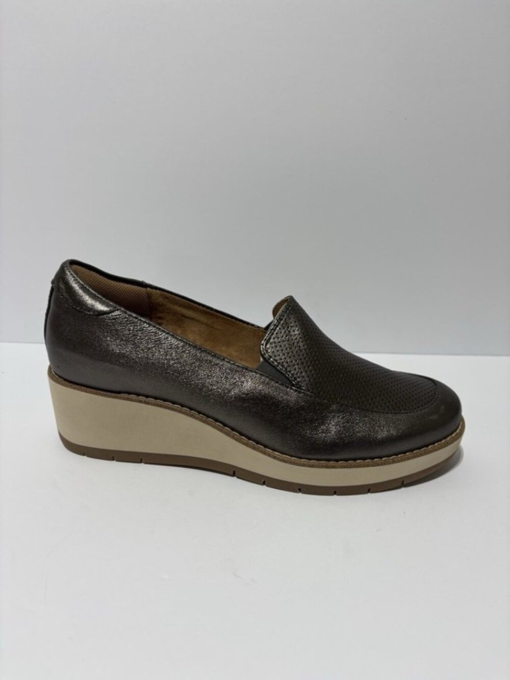 Comfortiva Women’s Fabiana Pewter Wedge Loafers, Size 11 M